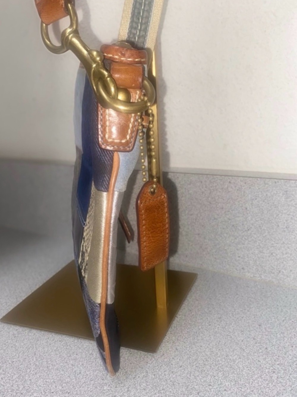 Limited Edition Coach Signature Denim Patchwork Swingpack Crossbody Bag - Picture 5 of 12